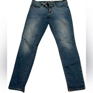 Mid-Rise Skinny Jeans